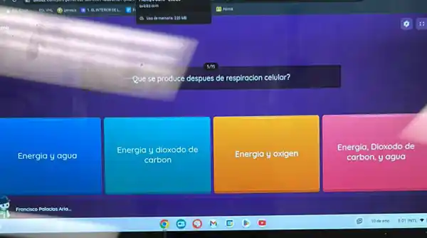 Que se produce despues de respiracion celular?
Energia y agua
Energia y dioxodo de
carbon
Energia y oxigen
Energia, Dioxodo de
carbon, y aguo